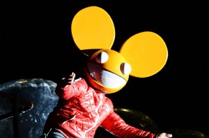 Nokia And Deadmau5 Light Up London With 'This Is Lumia'