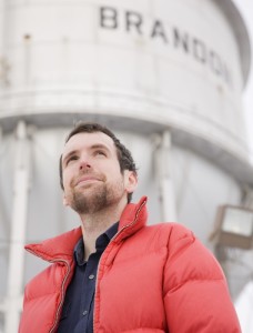 Shotgun Jimmie says he finds comfort in a lo-fi recording sound, so he rolled with it when he recorded last (photo by Kevin Bertram).