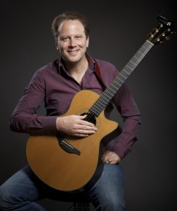 Brian Gore is part of International Guitar Night, in town on January 17 (photo by Suzanne Teresa).